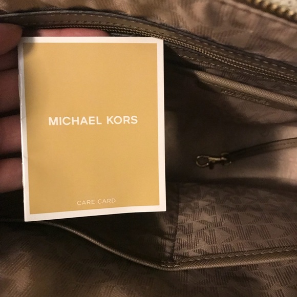 MICHAEL KORS - Picture 3 of 7